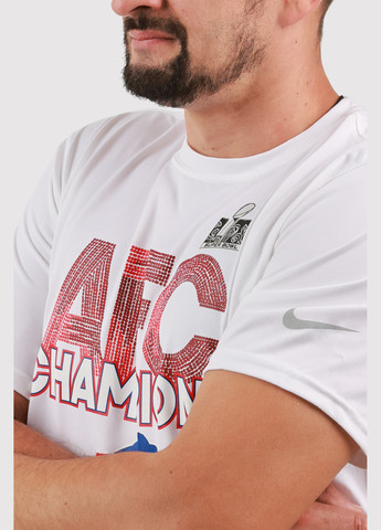 Белая футболка Nike