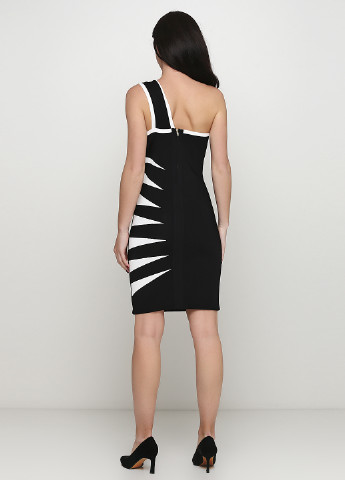 Черное кэжуал платье Guess с абстрактным узором