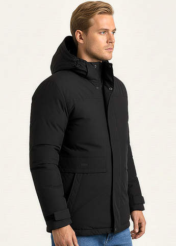 Чорна зимня куртка Sun's House