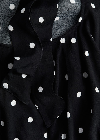 Черное кэжуал платье с открытой спиной H&M в горошек