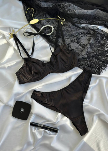 Черный демисезонный комплект (бюстгальтер, трусики) NOVA VEGA