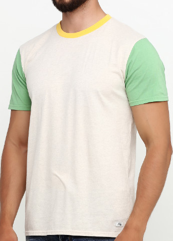 Светло-серая футболка Quiksilver