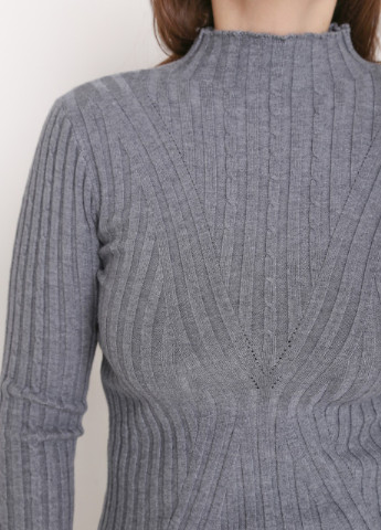Серый демисезонный свитер женский серый приталенный с горлом JEANSclub Приталенная