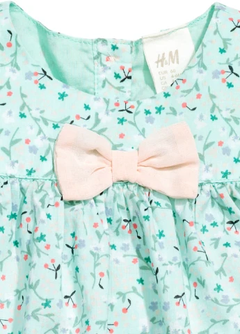 Мятное платье H&M (96011356)