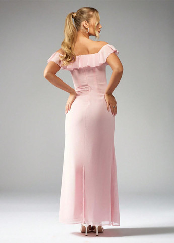 Светло-розовое вечернее, кэжуал платье с открытыми плечами SHEIN однотонное