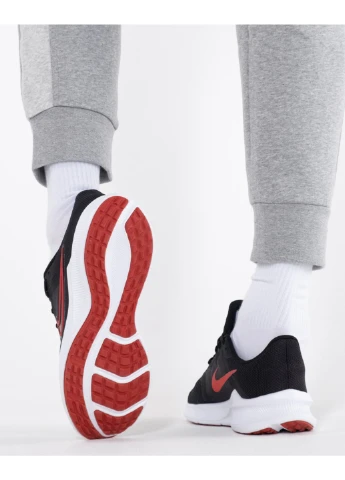 Чорні кросівки downshifter 11 демісезон Nike