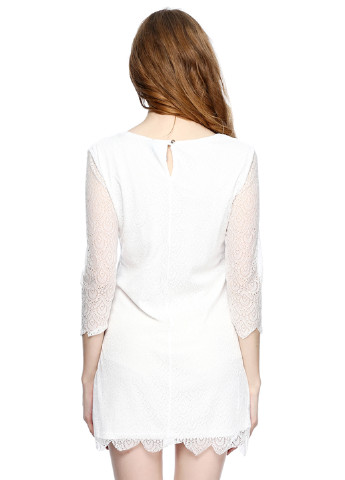 Белое коктейльное платье Яavin однотонное