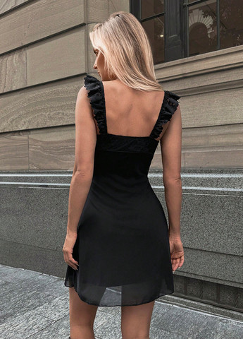 Черное кэжуал платье с открытой спиной SHEIN однотонное