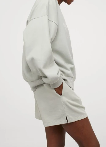 Светло-зеленый свитшот H&M однотонный (252628926)