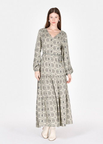 Светло-зеленое кэжуал платье а-силуэт Colin's с цветочным принтом