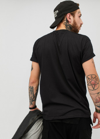 Чорна футболка YAPPI