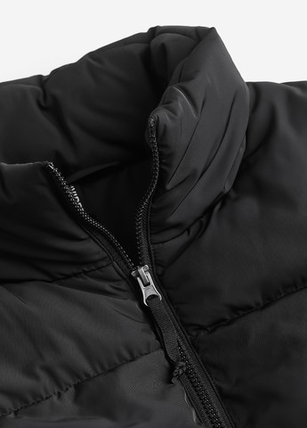 Черная демисезонная куртка H&M