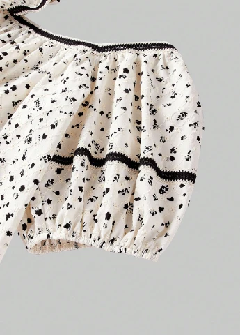 Бежева блуза SHEIN
