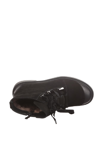Осенние ботинки Blizzarini с металлическими вставками из натуральной замши