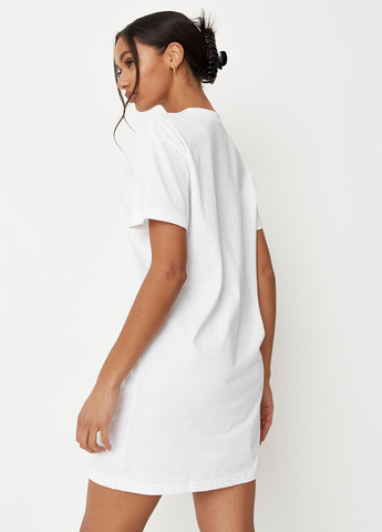 Белое кэжуал платье платье-футболка Missguided однотонное