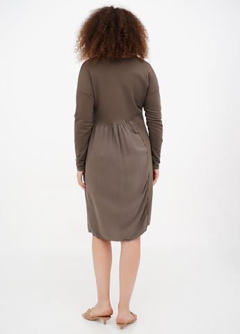 Темно-бежева кежуал сукня Made in Italy однотонна