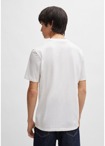 Белая футболка Hugo Boss