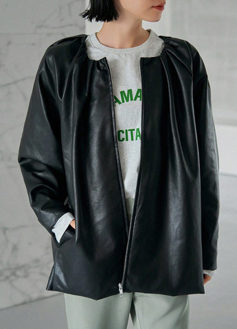 Черная демисезонная куртка SHEIN