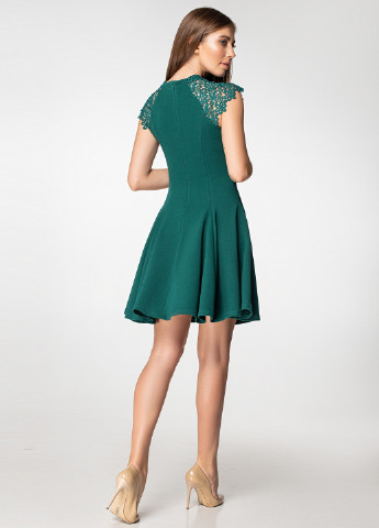 Зеленое кэжуал платье клеш Simply Brilliant фактурное
