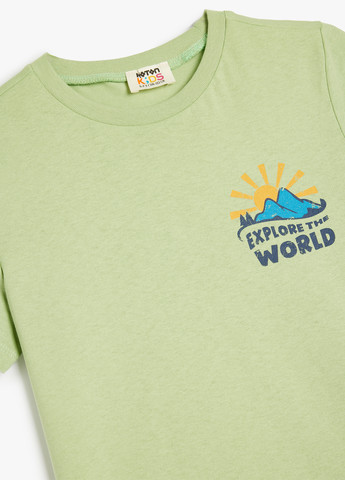 Светло-зеленая летняя футболка KOTON