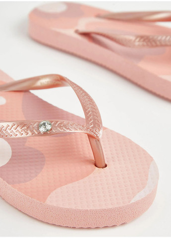 Пудровые вьетнамки George со стразами