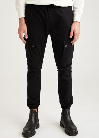 Черные кэжуал демисезонные карго брюки DeFacto