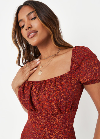 Темно-красное кэжуал платье Missguided с цветочным принтом