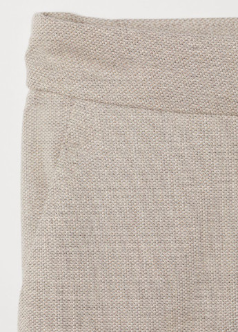 Бежевые кэжуал демисезонные зауженные, укороченные брюки H&M