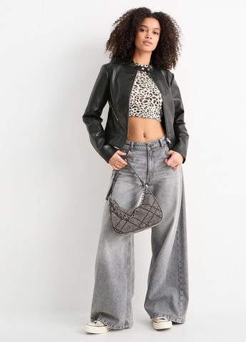 Чорна демісезонна куртка C&A