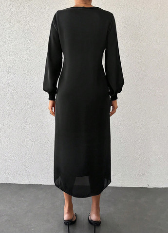 Чорна кежуал сукня SHEIN однотонна