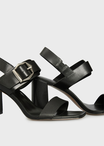 Черные босоножки PRPY с ремешком