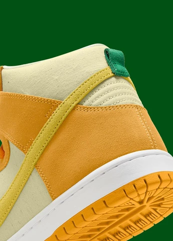 Цветные демисезонные кроссовки dm0808-700 Nike The SB Dunk High