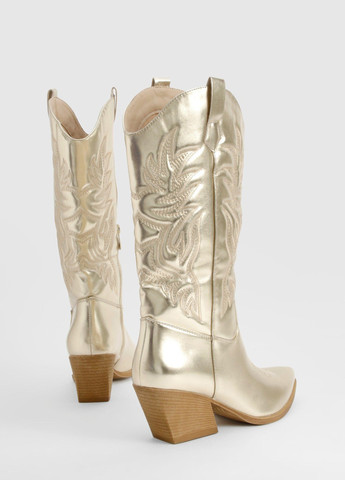 Осенние сапоги казаки Boohoo с вышивкой