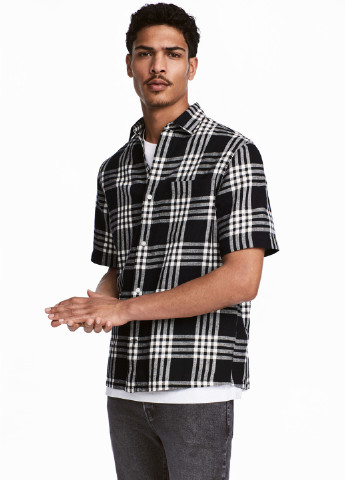 Черная кэжуал рубашка в клетку H&M с коротким рукавом