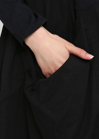 Черное кэжуал платье баллон Made in Italy однотонное