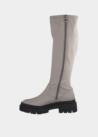 Осенние сапоги ботфорты Marco Tozzi на тракторной подошве