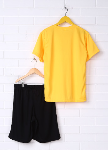 Желтый летний комплект (футболка, шорты) Sasha