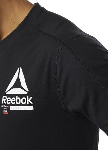 Черная футболка Reebok