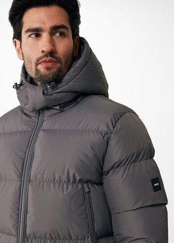 Серая зимняя куртка Mexx