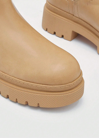 Осенние ботильоны челси SHEIN на тракторной подошве из искусственной кожи