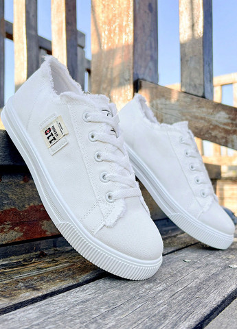 Айвори кроссовки SHEIN