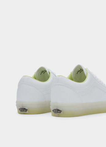 Білі кеди Vans