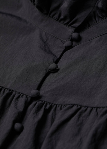 Черное кэжуал платье а-силуэт H&M однотонное