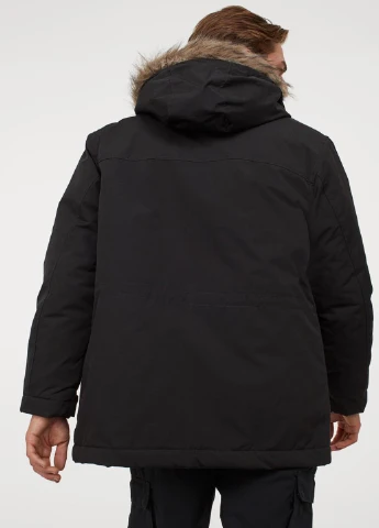Черная зимняя куртка H&M