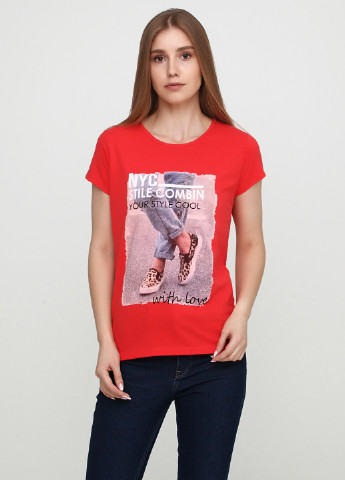 Красная летняя футболка H & B with love