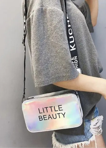 Жіноча дитяча прямокутна голографічна сумка крос-боді через плече LITTLE BEAUTY сіра срібна No Brand (253016842)