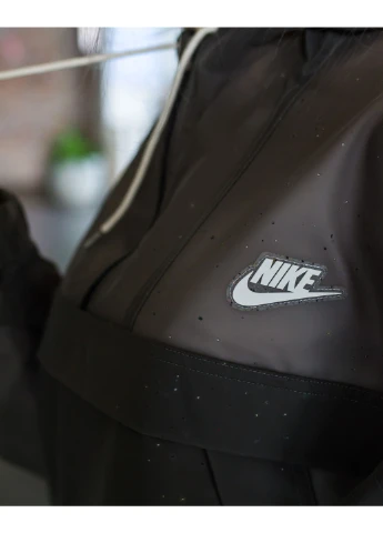 Коричневая демисезонная ветровка w nsw jkt anrk trpnt earth day Nike