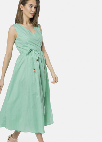 Зеленое кэжуал платье на запах MR 520 однотонное