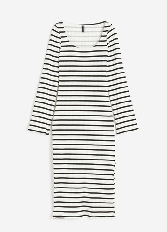 Черно-белое кэжуал платье силуэтная H&M в полоску