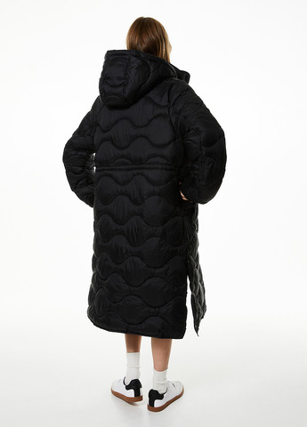 Черная демисезонная куртка H&M